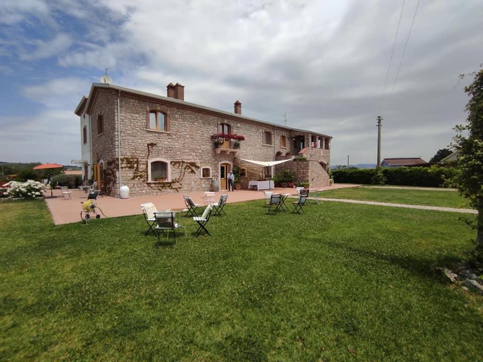 Masseria Fontana Dei Fieri Pietrelcina Exterior foto