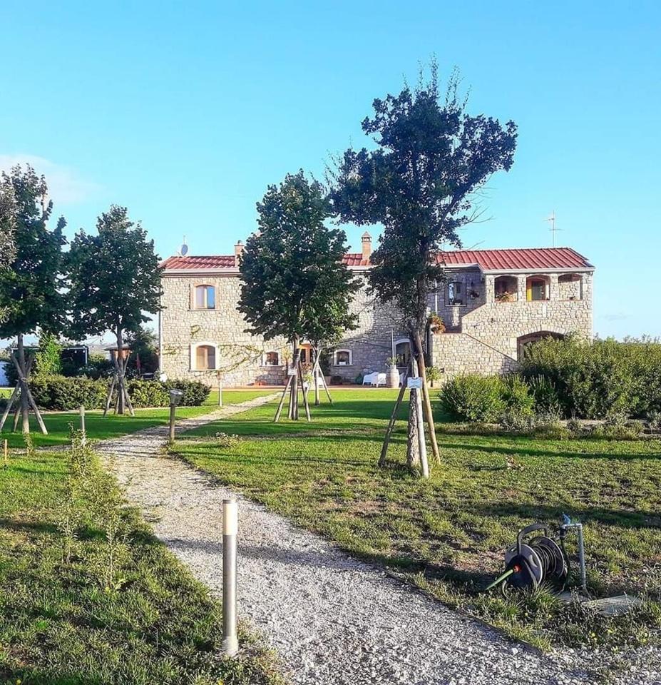 Masseria Fontana Dei Fieri Pietrelcina Exterior foto